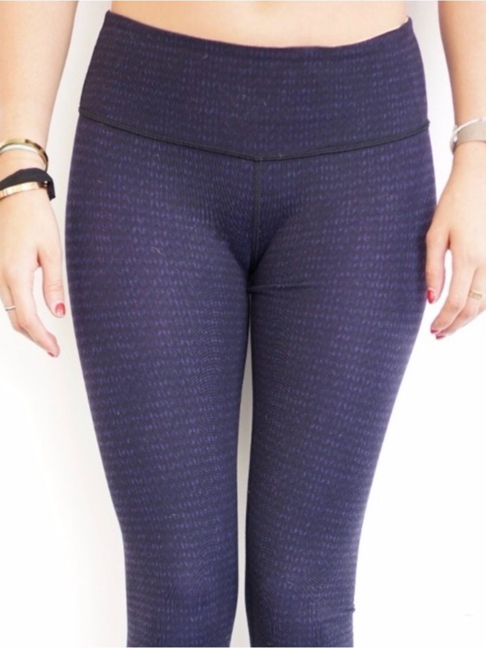 Wunder under black swan sweater print leggings